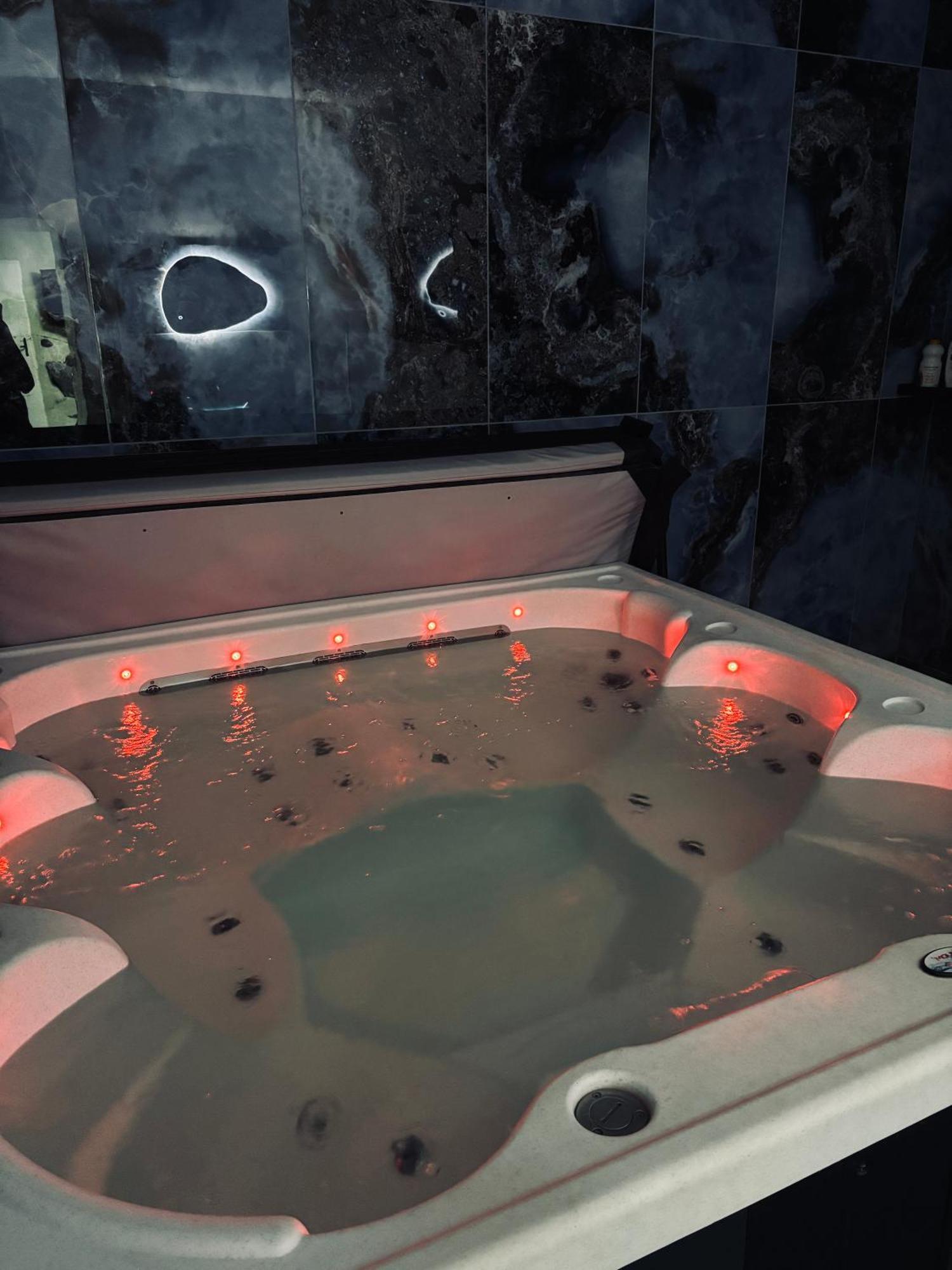 Delicate Addiction Spa Ланс Экстерьер фото